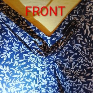 WHITE & BLUE LEAF PRINT BLOUSE.  PRETTY! Navy Blue Background, -  2X
